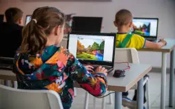Kursy programowania Wrocław: Jak wybrać najlepszy dla siebie?