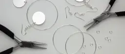 Domowe sposoby na czyszczenie srebra i złota - skuteczne metody DIY