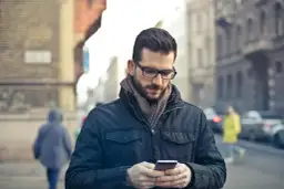 Aplikacje antywirusowe na telefon- przegląd