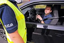 Jak zgłosić kierowcę bez prawa jazdy i uniknąć niebezpieczeństwa