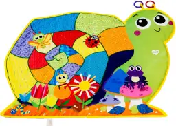 Kolorowa mata edukacyjna w kształcie ślimaka z zabawnymi owadami i kwiatami. To **tomy lamaze** zapraszają do zabawy.