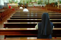 O której godzinie jest msza święta? Sprawdź godziny w kościołach