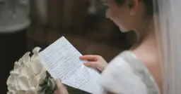  Prezent dla panny młodej na panieński - ciekawy pomysł na upominek od druhen