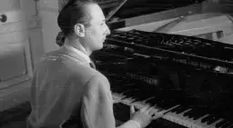 Pianista jazzowy: Droga do mistrzostwa i polskie legendy