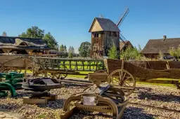 Niezapomniane atrakcje w Skansen Bicz – co warto zobaczyć?