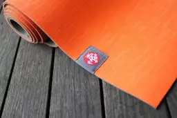 Jak działa mata Lyapko na ból pleców?