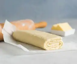 Najlepszy przepis na domowe ciasto francuskie bezglutenowe krok po kroku