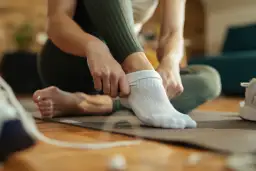 Jak zadbać o komfort nóg latem?