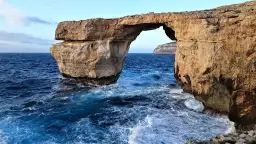Czy Malta to wyspa? Odkryj jej niezwykłe cechy i historię