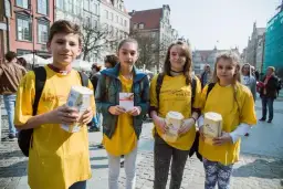 12 inspirujących pomysłów na akcje wolontariatu: od szkoły po miasto