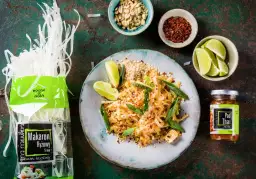 Pyszny pad thai z wołowiną, który zaskoczy Twoje kubki smakowe