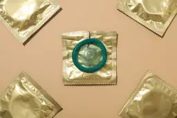 Czy prezerwatywa to grzech? Odkryj moralne dylematy w Kościele