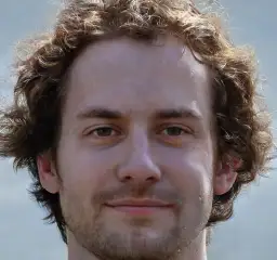 Autor Adam Kucharski