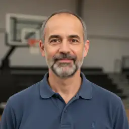 Autor Oliwier Czarnecki