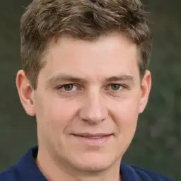 Autor Mateusz Bolimowski