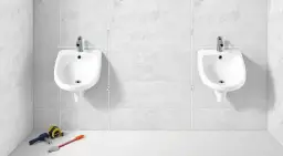 Na jakiej wysokości umywalka dla niepełnosprawnych? Kluczowe informacje