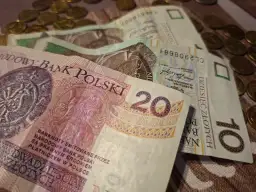 Renta rodzinna do kiedy? Wiek, nauka, praca i wyjątki (2026)