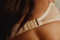 Fiszbiny w staniku: Komfort czy ucisk? Rozwiewamy mity!