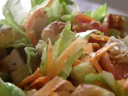 Sałatka jak z McDonald's - zdrowa alternatywa, którą pokochasz