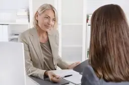 O co pytają na rozmowie kwalifikacyjnej do służby więziennej - uniknij błędów