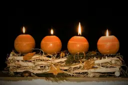 Co oznacza słowo adwent? Poznaj jego znaczenie i pochodzenie