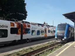 Pociągiem do Kołobrzegu: Rozkład, bilety i porady. Planuj bez stresu