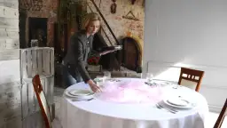 Jak zbudować stół DJ? Ergonomia i styl w Twoim budżecie!