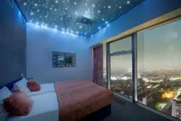 Ile kosztuje apartament w Sky Tower? Ceny, które zaskakują!