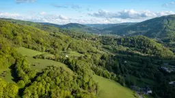 Gdzie najbliżej w góry? Odkryj najlepsze miejsca na wycieczkę z Łodzi