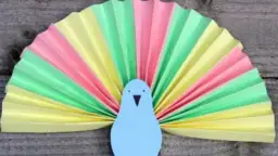 Wachlarz DIY: Proste instrukcje i inspiracje na lato