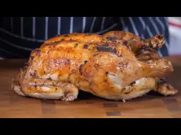 Jak upiec kurczaka, by był soczysty i aromatyczny - sprawdzone sposoby