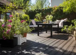 Czym wyłożyć taras? Materiały, koszty, trwałość na polski klimat