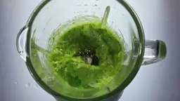 Koktajl z pietruszki na odchudzanie – skuteczny sposób na redukcję wagi