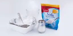 Czy srebro można czyścić sodą? Bezpieczna metoda i instrukcja