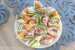 Szybkie przekąski: Przepisy w 5 minut, na imprezę i zdrowo