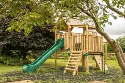 Jak zbudować plac zabaw w ogrodzie - uniknij najczęstszych błędów