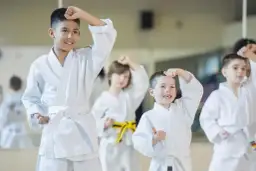 Jaka sztuka walki dla dziecka? Wybierz najlepszą dla jego rozwoju