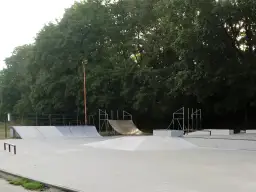 Skatepark Stargard: Gdzie go znaleźć i co warto wiedzieć?
