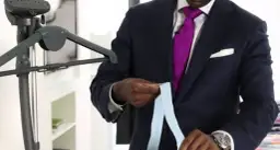 Jak prawidłowo dbać o krawaty, aby uniknąć zniszczeń i zagnieceń