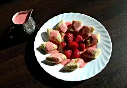 Z czym podawać kluski leniwe na słodko? Proste i pyszne pomysły na urozmaicenie dania