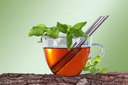 5 najlepszych herbat na wzdęcia, które naprawdę przyniosą ulgę brzuchowi