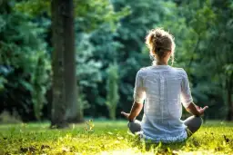 Zajęcia z medytacji w Warszawie - znajdź idealne dla siebie sesje