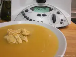 Sopa de pollo Thermomix: El secreto para un caldo delicioso y fácil