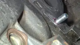 Urwana szpilka w kole – czy jazda jest naprawdę bezpieczna?