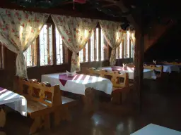 Gdzie zjeść w Krościenku nad Dunajcem? Najlepsze lokale na posiłek