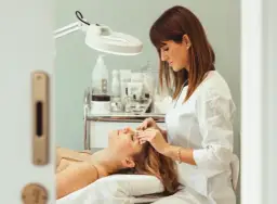 Oczyszczanie wodorowe (Warszawa) – na czym to polega?