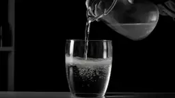 Ile litrów ma galon - przelicznik galonów na litry