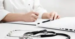 Ile razy w roku można zrobić badania na NFZ? Sprawdź ważne informacje