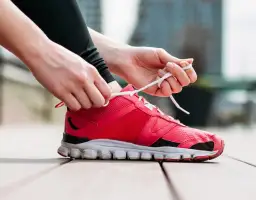 Cómo elegir zapatillas para correr y evitar lesiones en el intento