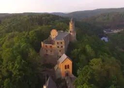 Wakacje w Polsce: 10 destynacji, które zaskoczą różnorodnością